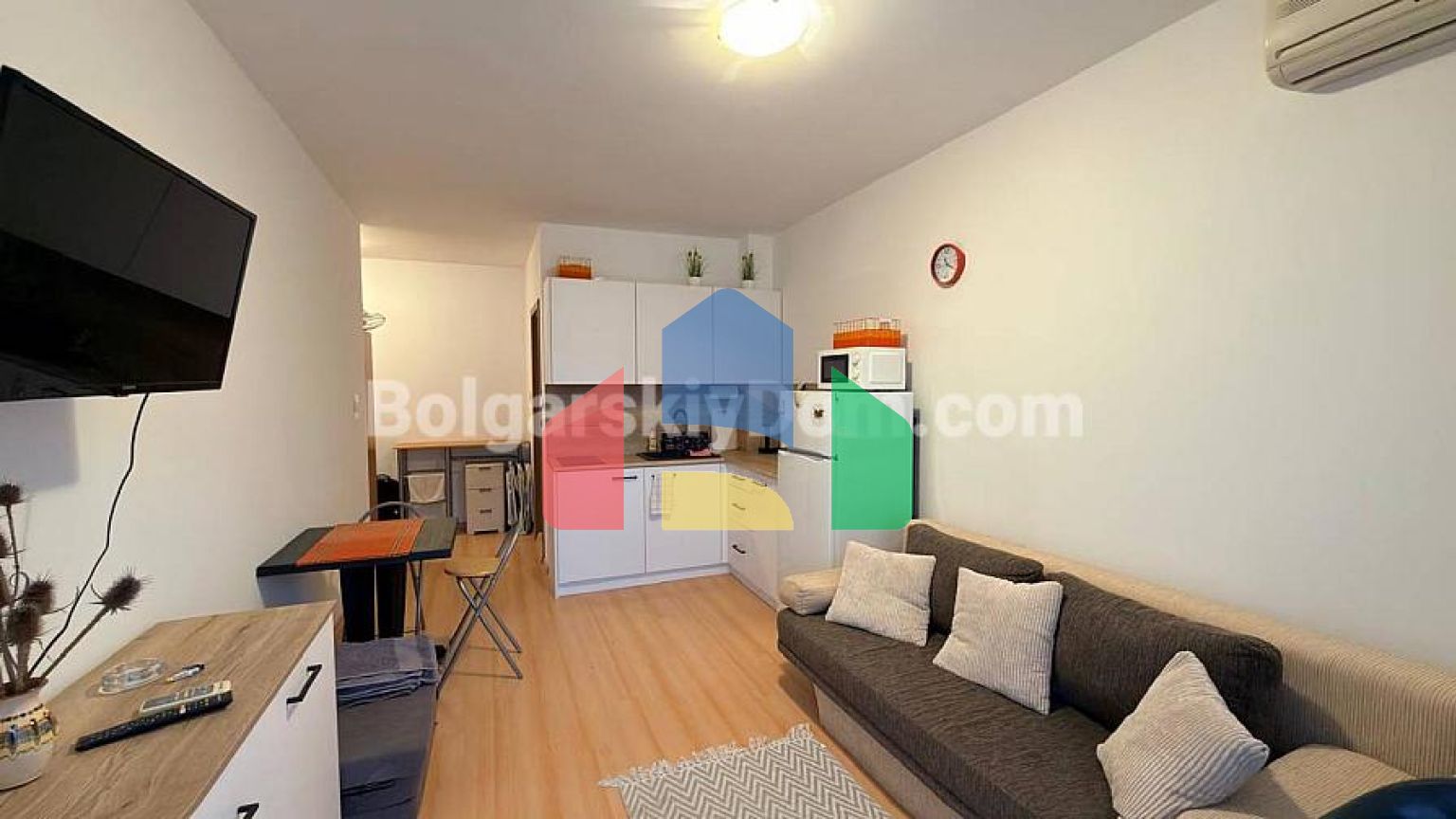 Квартира-студія в Санні Дей 6