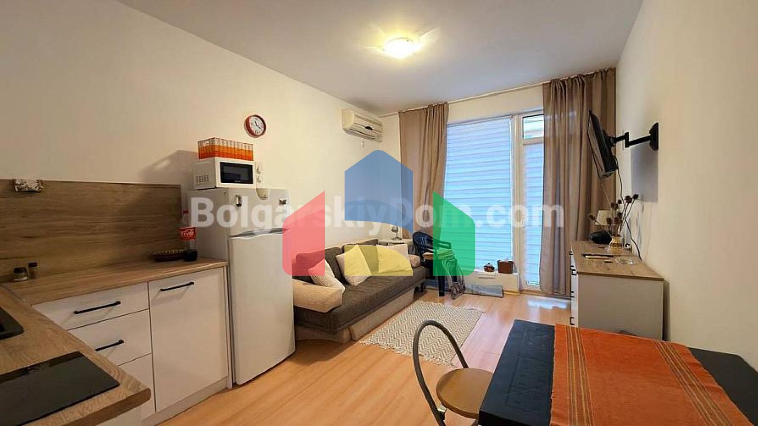 Квартира-студія в Санні Дей 6