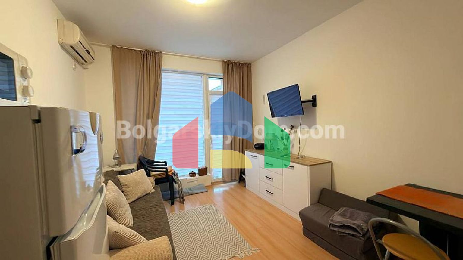 Квартира-студія в Санні Дей 6