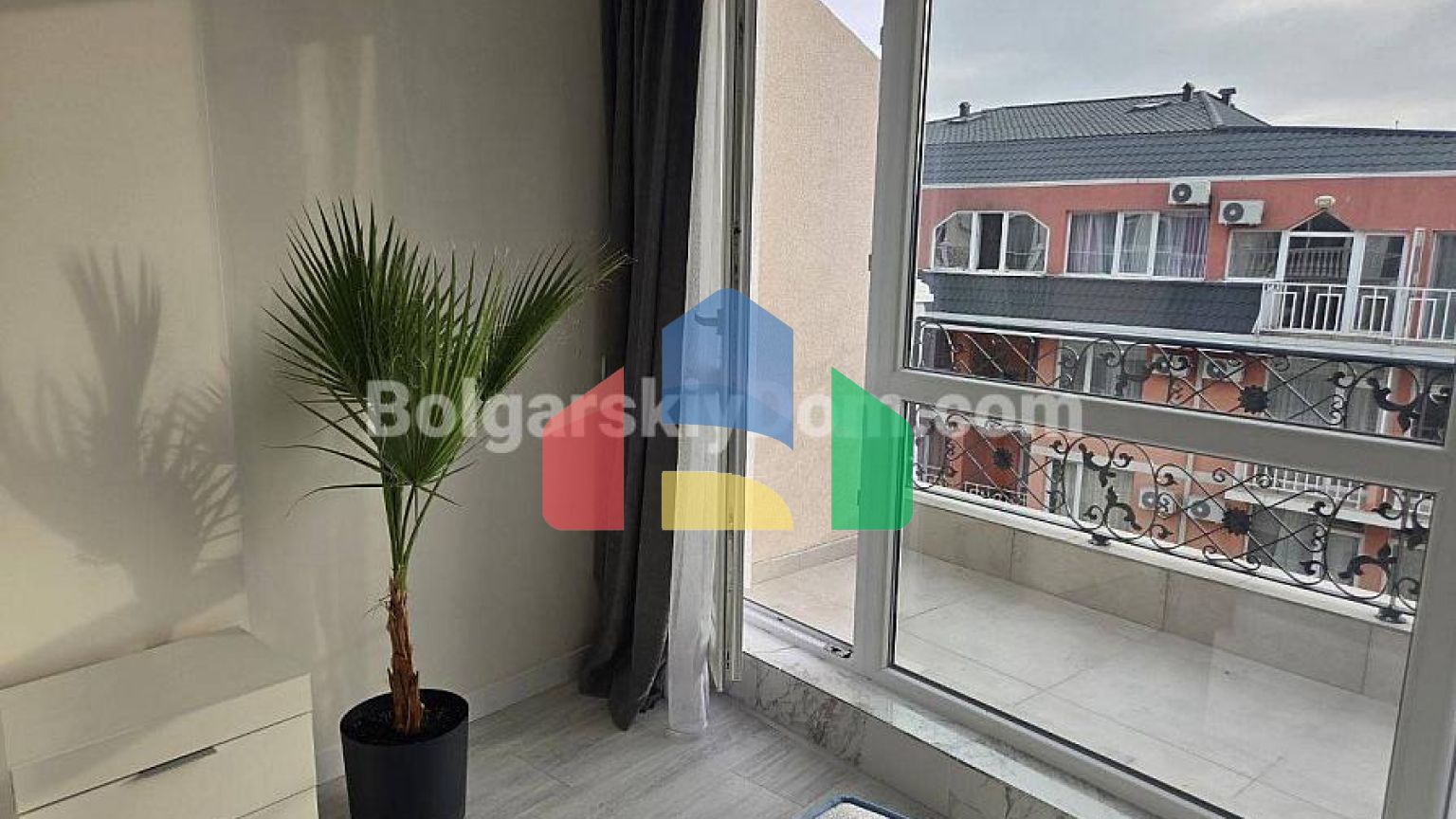 Квартира-студія в Магнолія 7