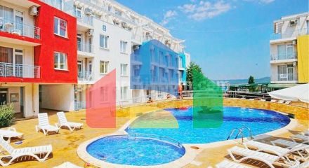 Двокімнатна квартира в Санні Дей 3