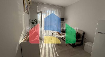 Двокімнатна квартира в Санні Дей 3