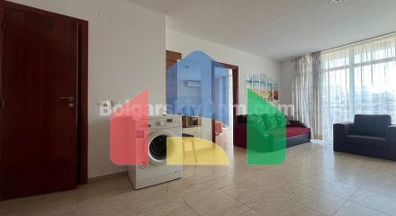 Трикімнатна квартира в Сан Віллідж