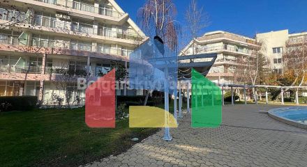 Трикімнатна квартира в Сан Віллідж