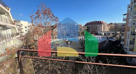 Трикімнатна квартира в Сан Віллідж