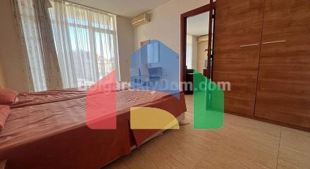 Трикімнатна квартира в Сан Віллідж