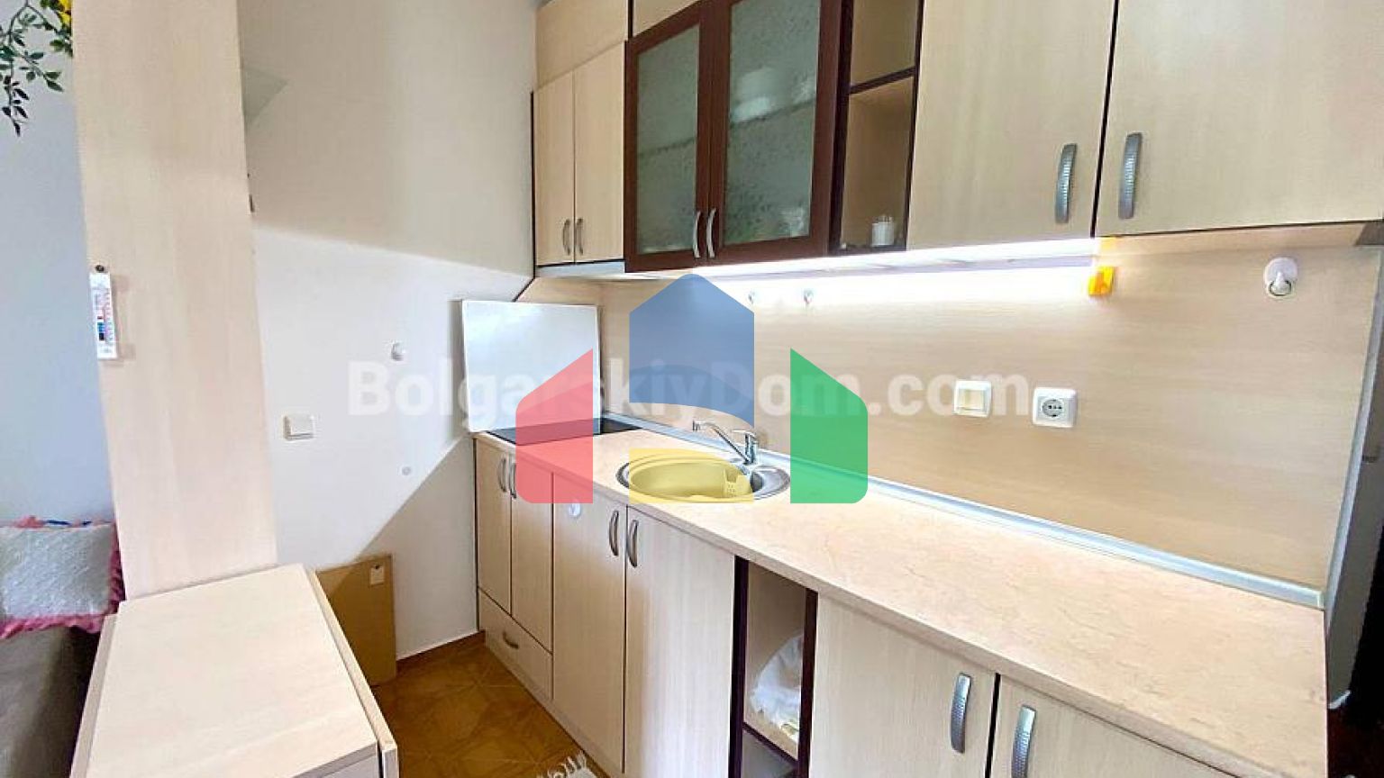 Квартира-студія в Свята Олена