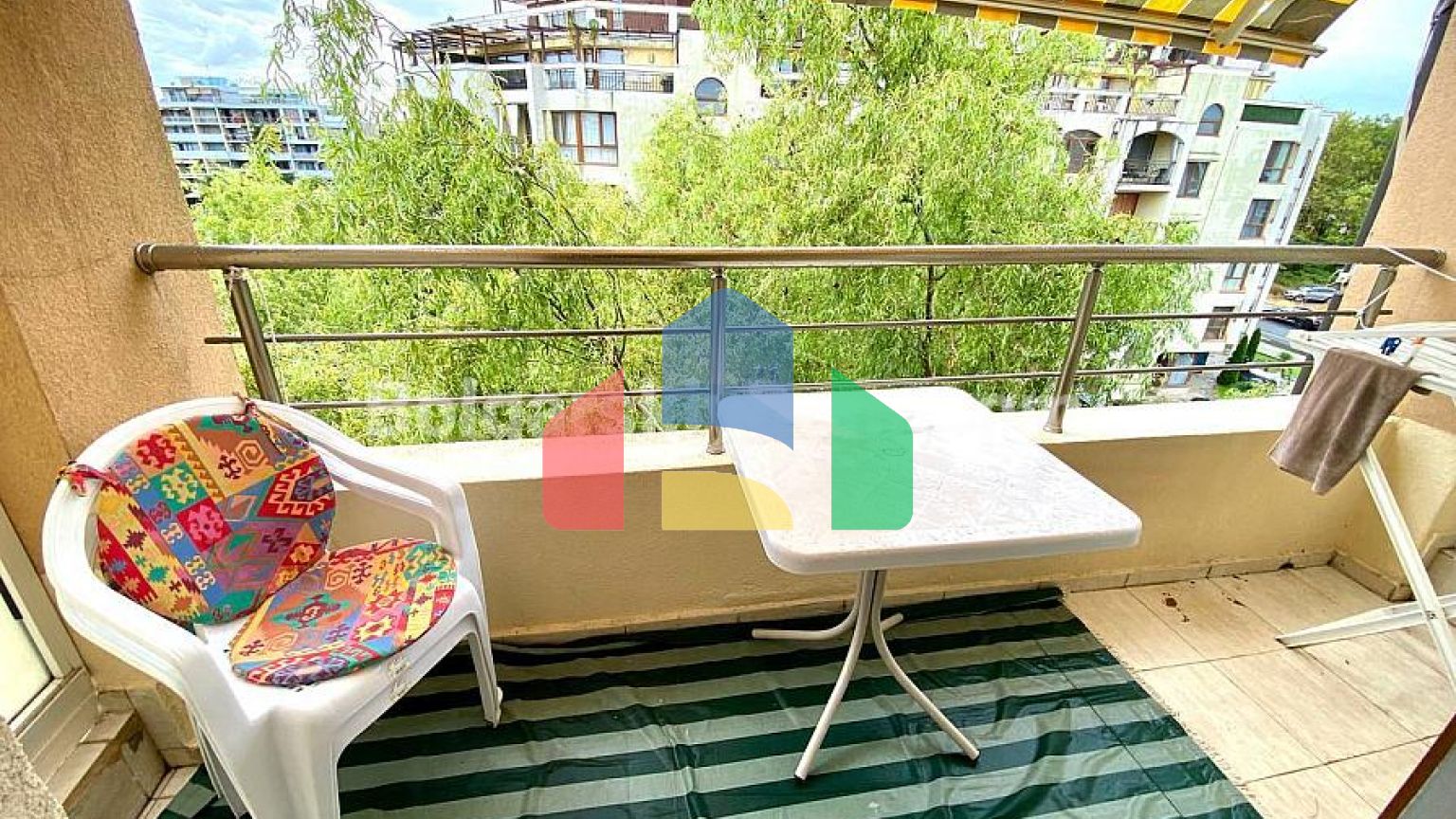 Квартира-студія в Свята Олена