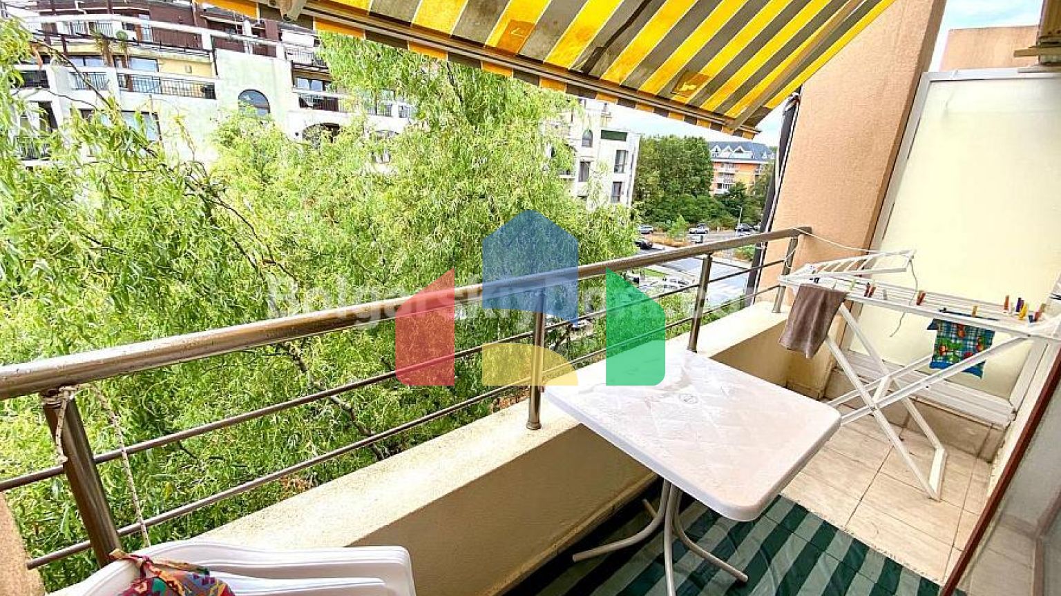 Квартира-студія в Свята Олена