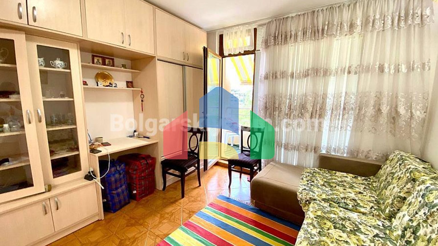 Квартира-студія в Свята Олена