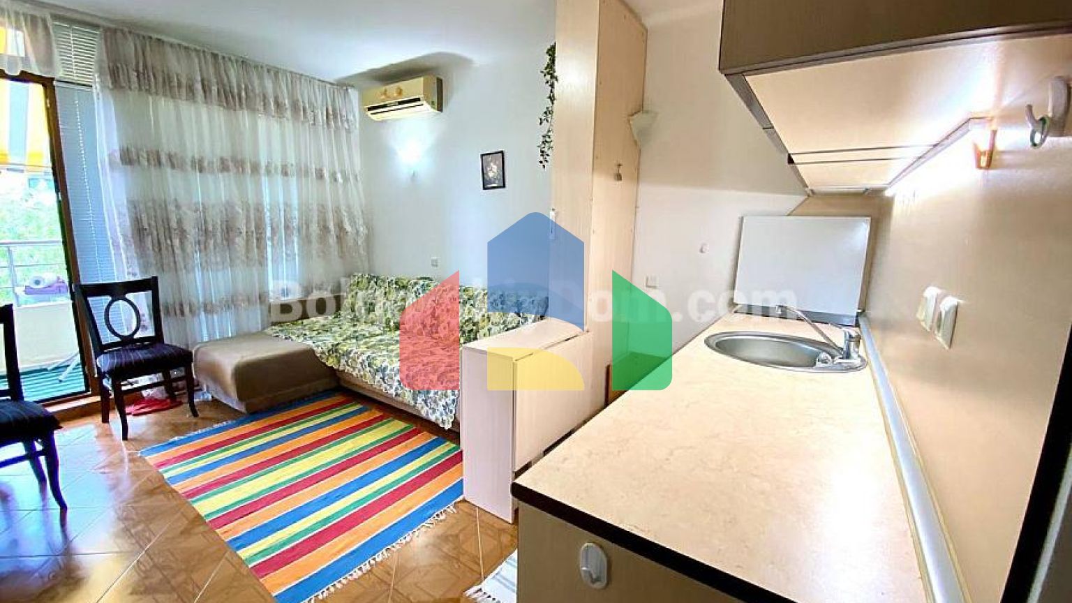 Квартира-студія в Свята Олена