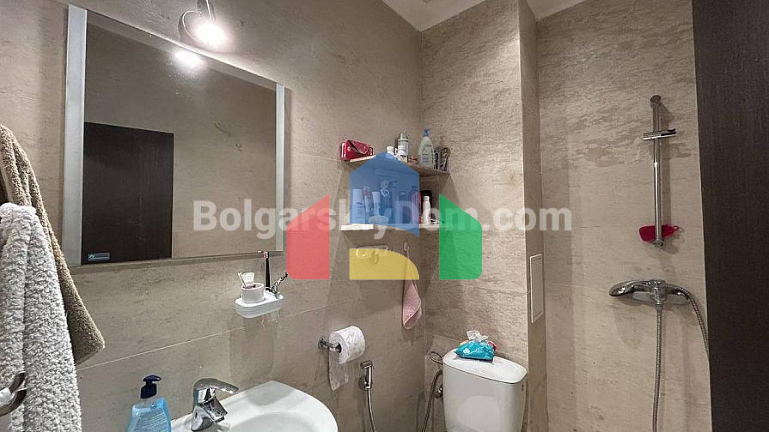 Квартира-студія в Амара