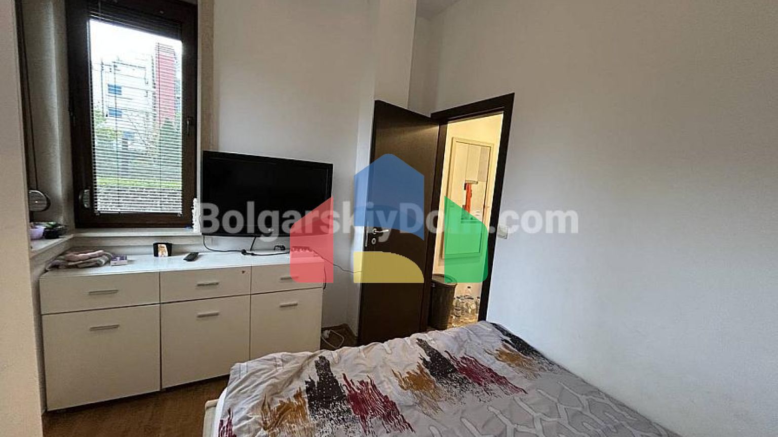 Квартира-студія в Амара