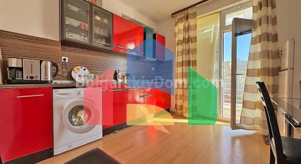 Трикімнатна квартира в Санні Дей 5