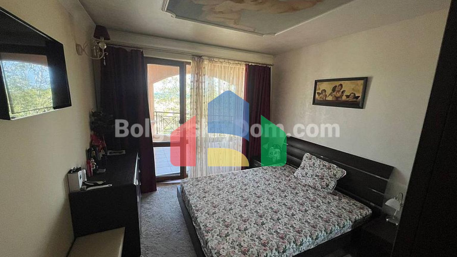 Двокімнатна квартира в Голден Бійч