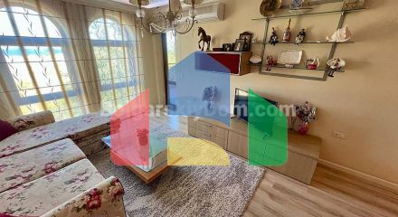 Двокімнатна квартира в Голден Бійч