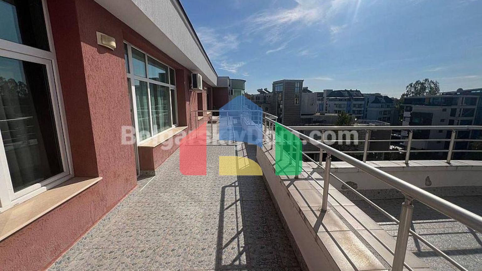 Двокімнатна квартира в Піроп Сіті