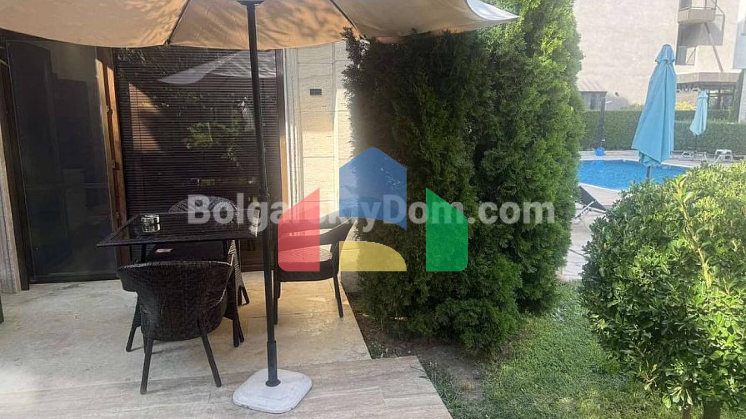 Квартира-студія в Амара