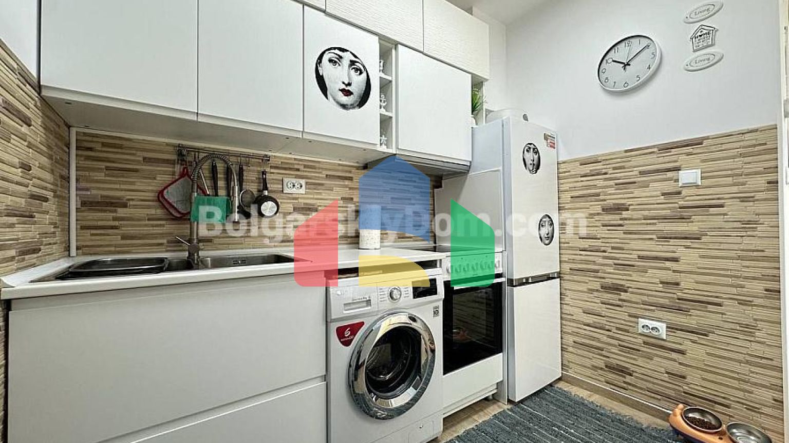 Двокімнатна квартира в Санні Дей 3