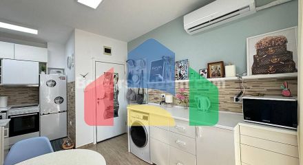 Двокімнатна квартира в Санні Дей 3