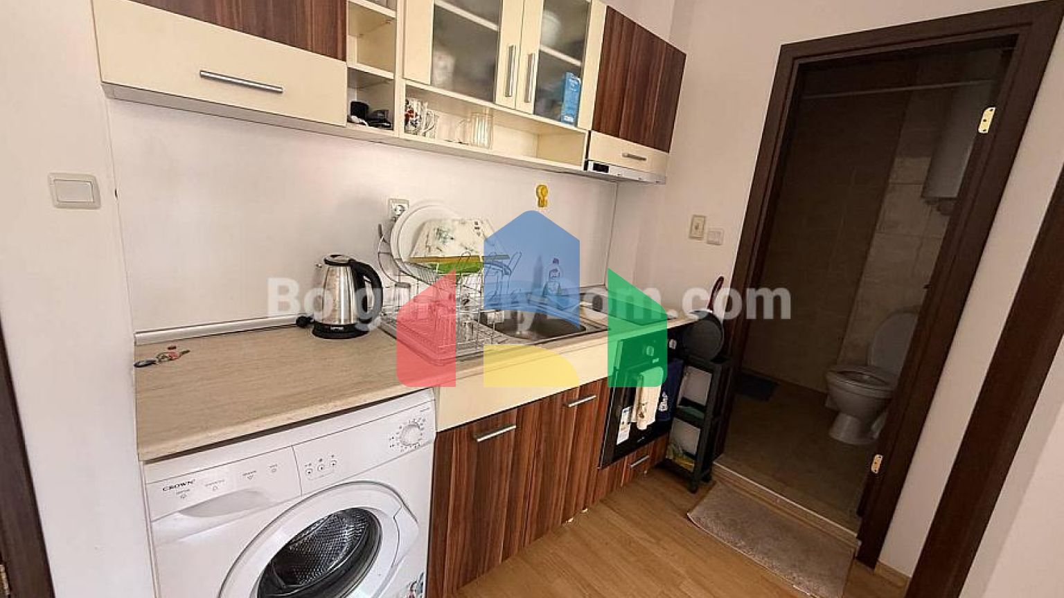 Двокімнатна квартира в Санні Дей 6