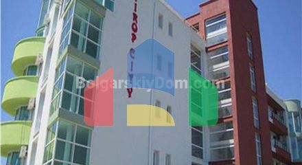 Двокімнатна квартира в Піроп Сіті