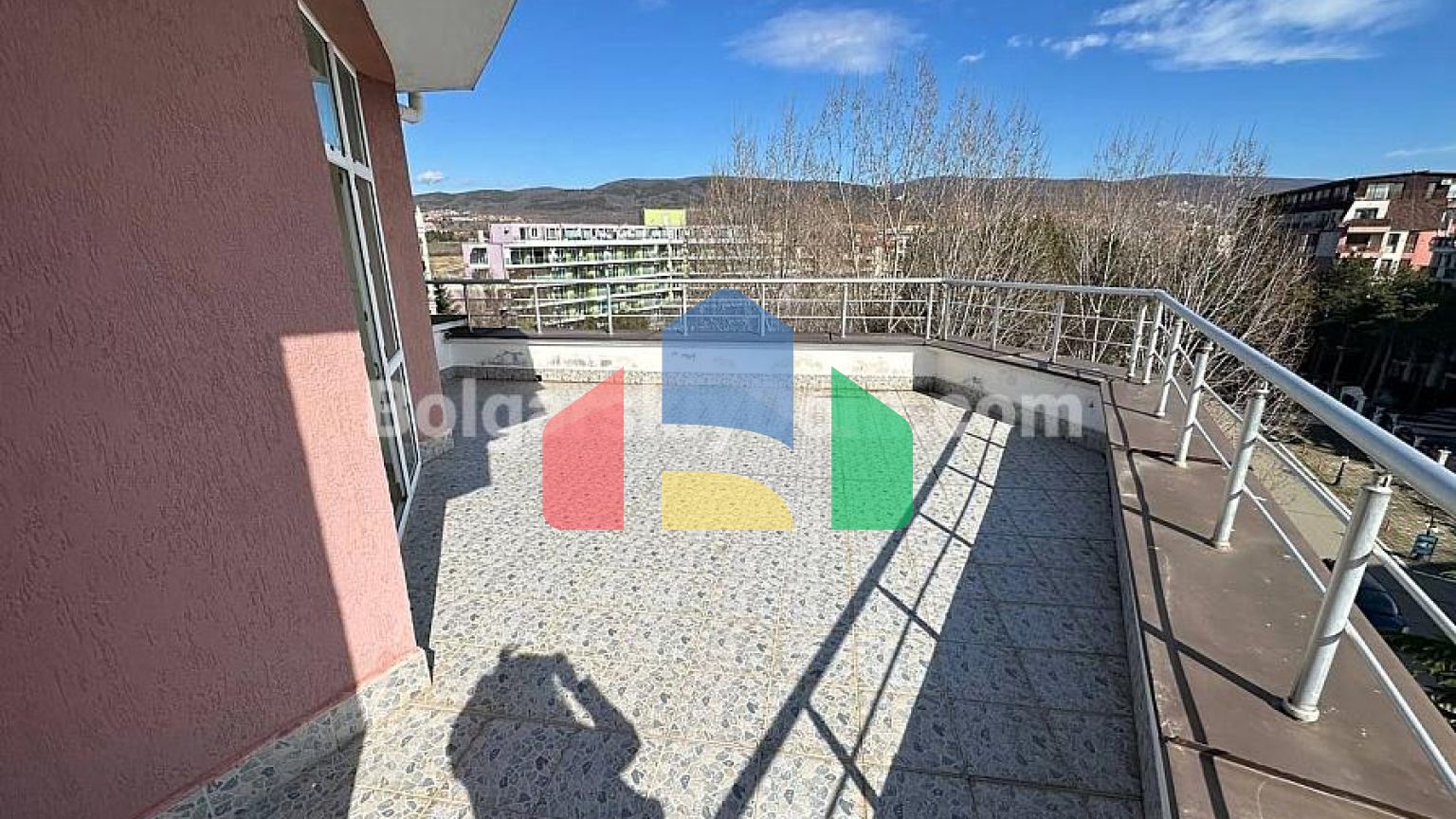 Двокімнатна квартира в Піроп Сіті