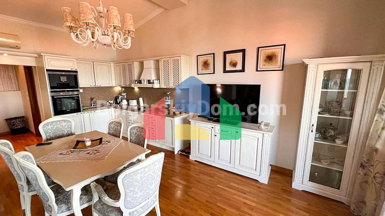 Трехкомнатная квартира в Санта Марина