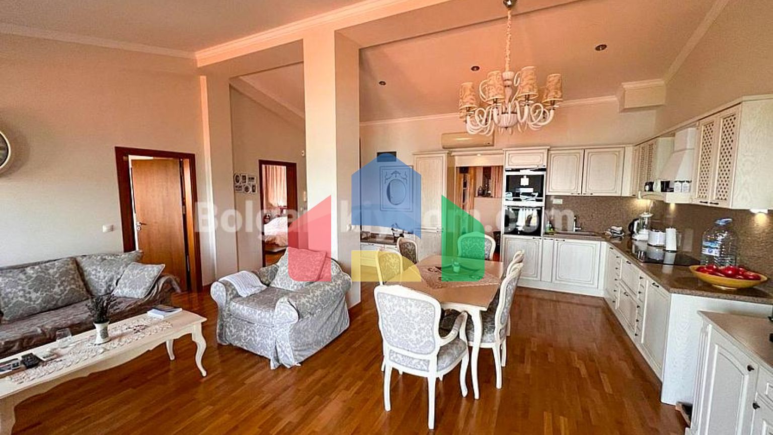 Трехкомнатная квартира в Санта Марина