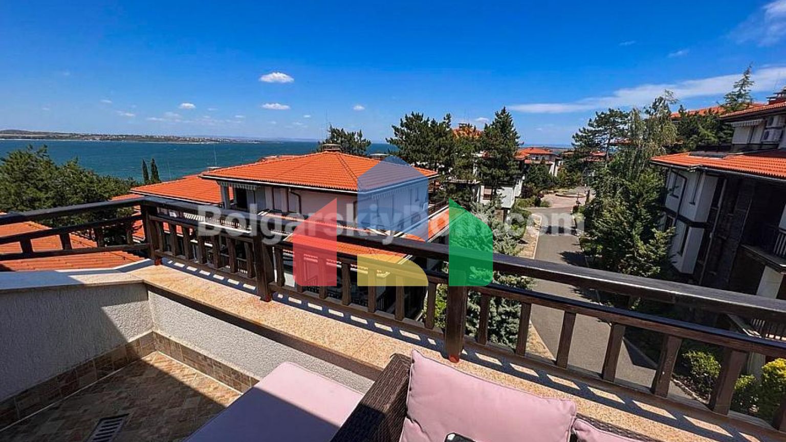 Трехкомнатная квартира в Санта Марина