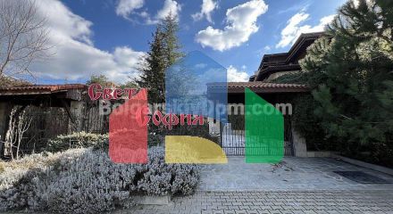 Two-bedroom apartment in St. Sophia