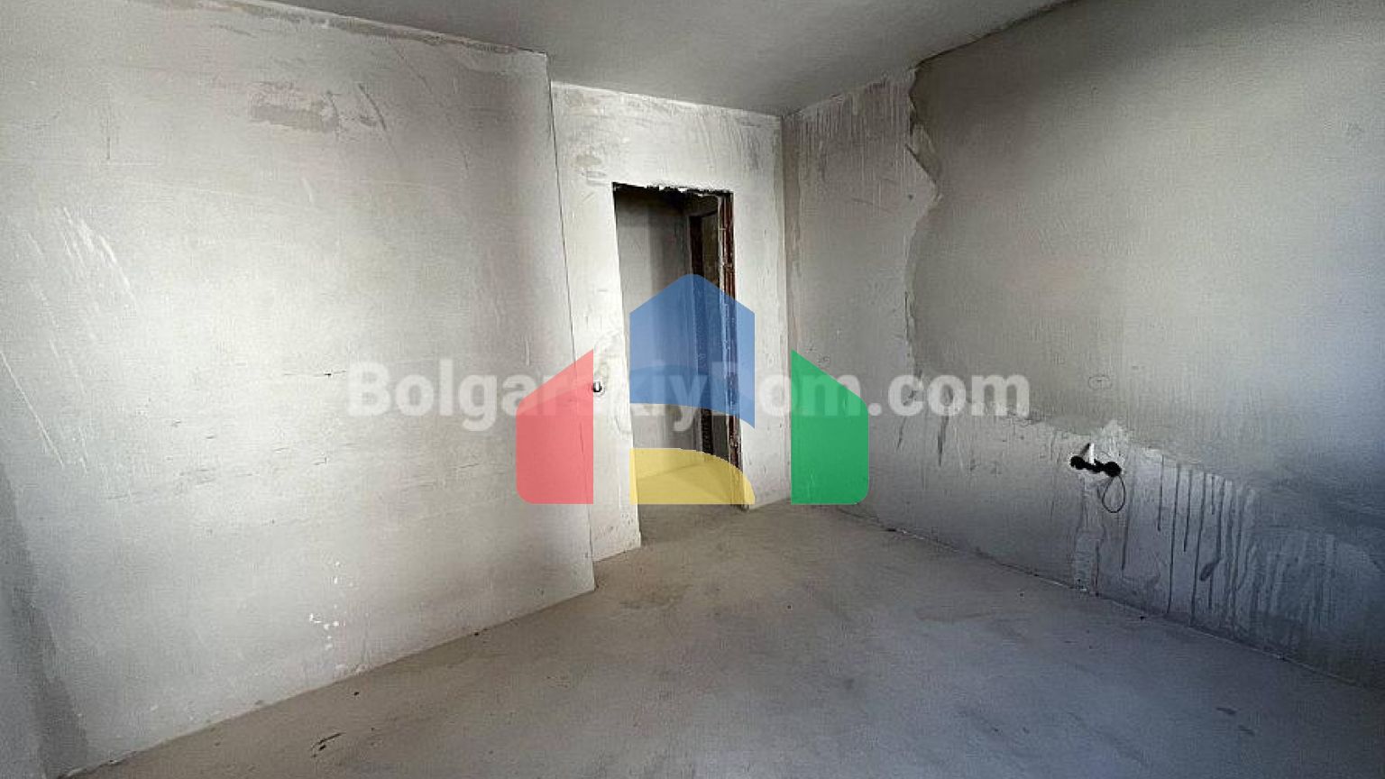 Трикімнатна квартира в Свята Софія