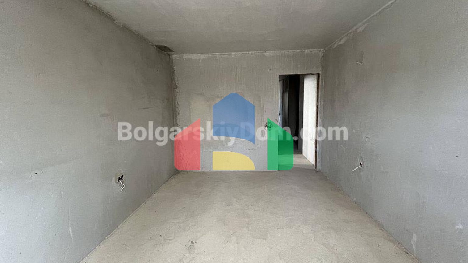 Трикімнатна квартира в Свята Софія