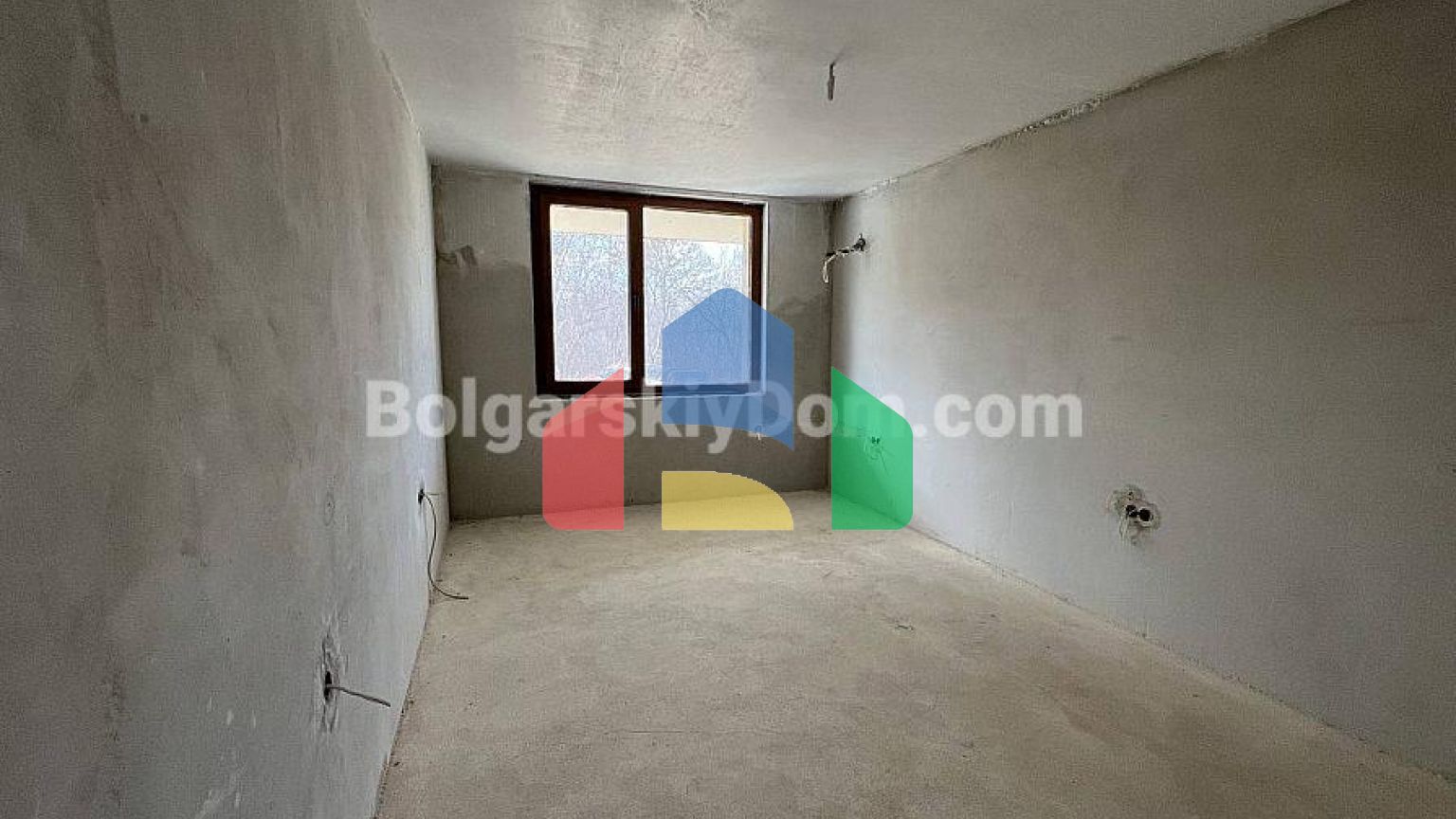 Трикімнатна квартира в Свята Софія