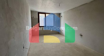 Трикімнатна квартира в Свята Софія