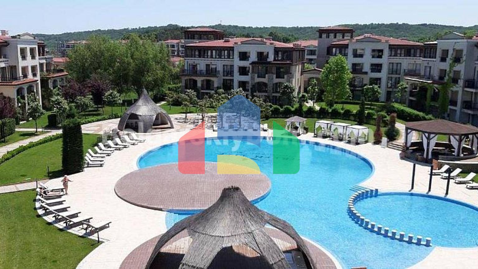 Двухкомнатная квартира в Грин Лайф Парадайс Гарденс