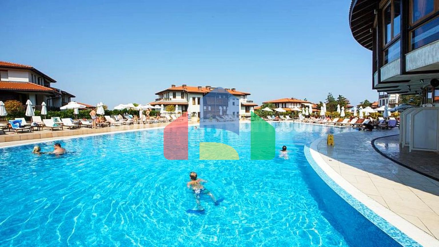 Двухкомнатная квартира в Санта Марина