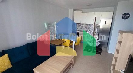 Двокімнатна квартира в Грін Лайф Біч Резорт