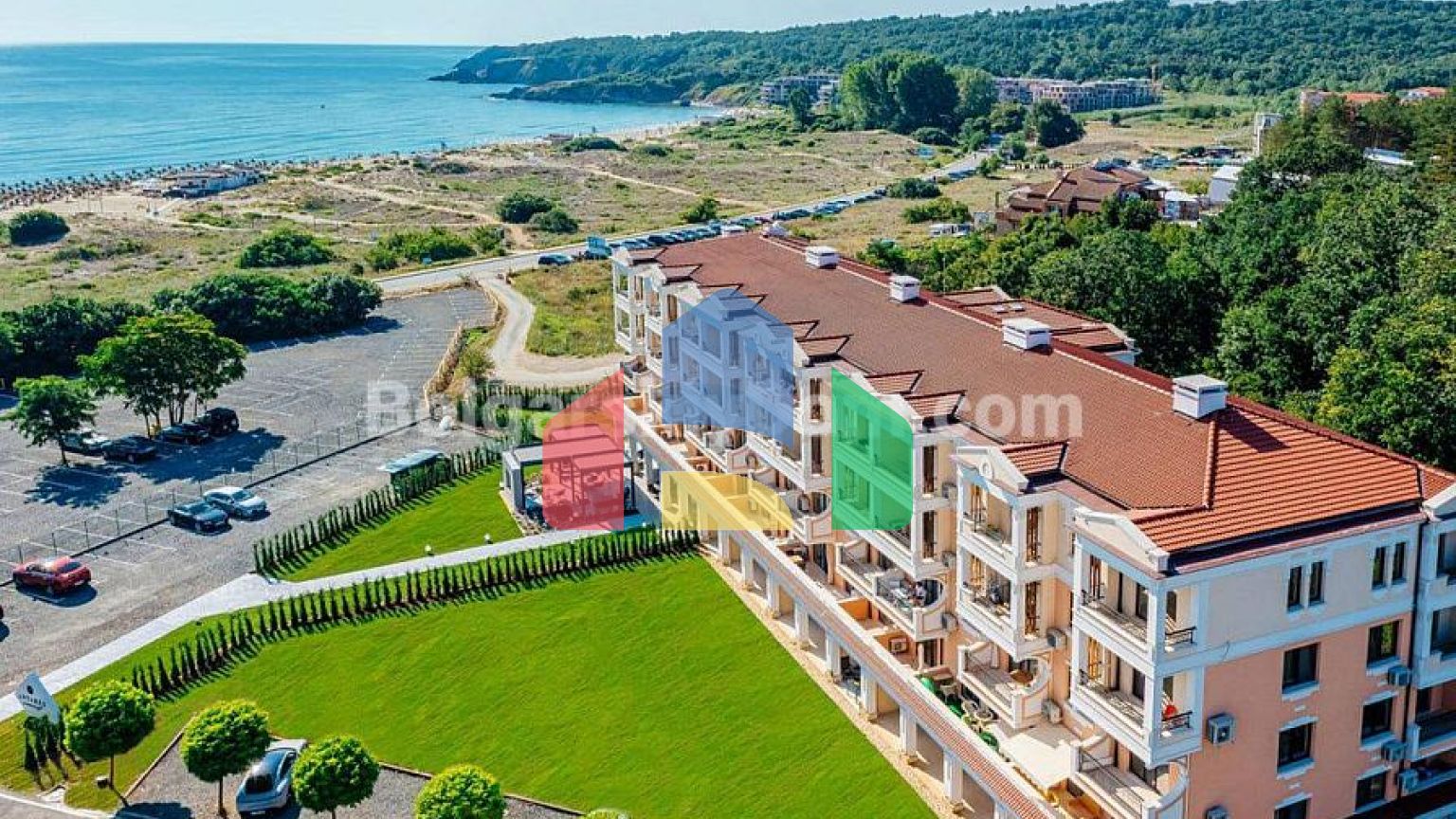 Двухкомнатная квартира в Грин Лайф Бич Резорт