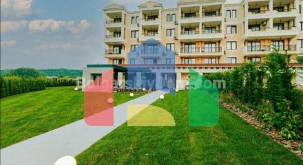 Двухкомнатная квартира в Грин Лайф Бич Резорт