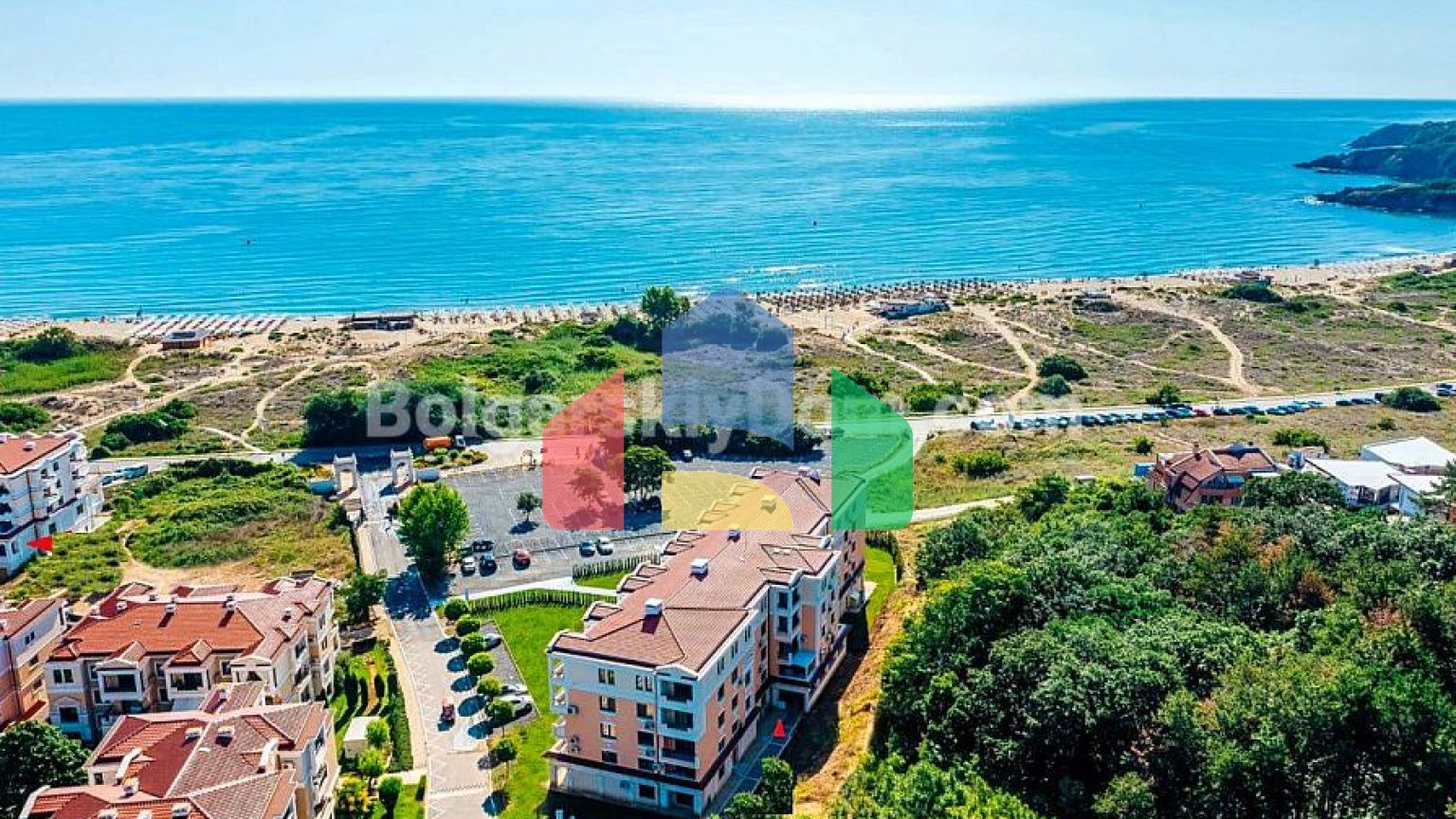 Двухкомнатная квартира в Грин Лайф Бич Резорт