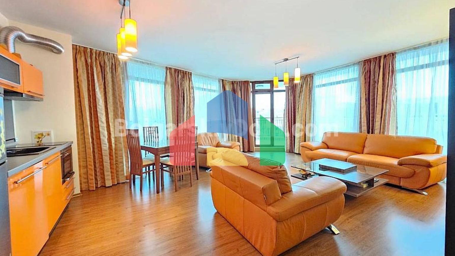 Панорамна квартира в Созополі