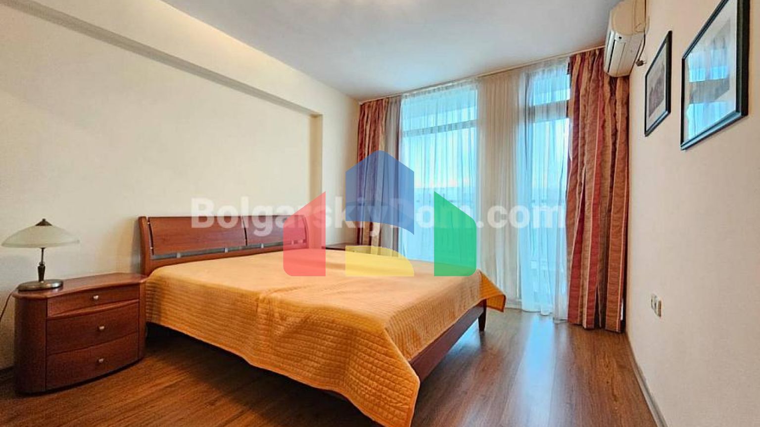 Панорамна квартира в Созополі