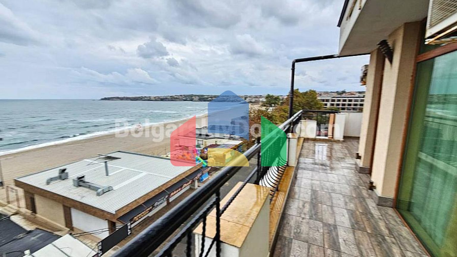 Панорамна квартира в Созополі