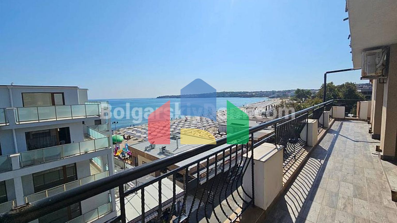 Панорамна квартира в Созополі