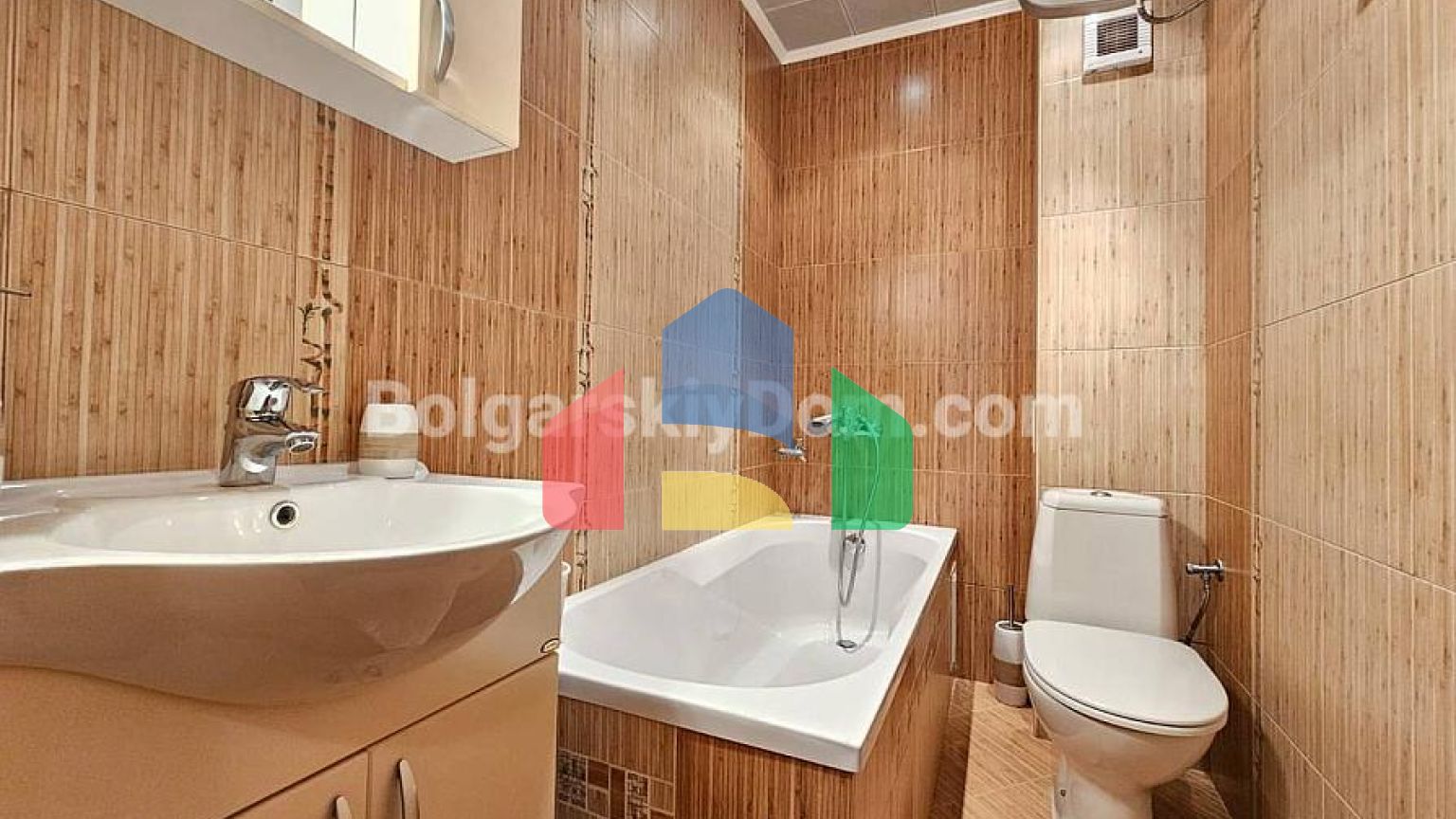 Панорамна квартира в Созополі