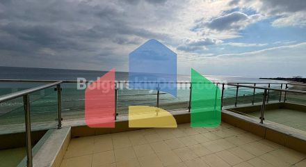 Трикімнатна квартира в Арсена