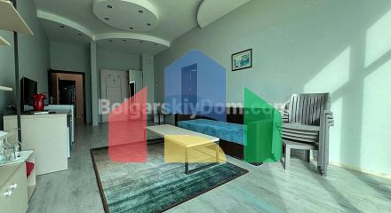 Трикімнатна квартира в Арсена