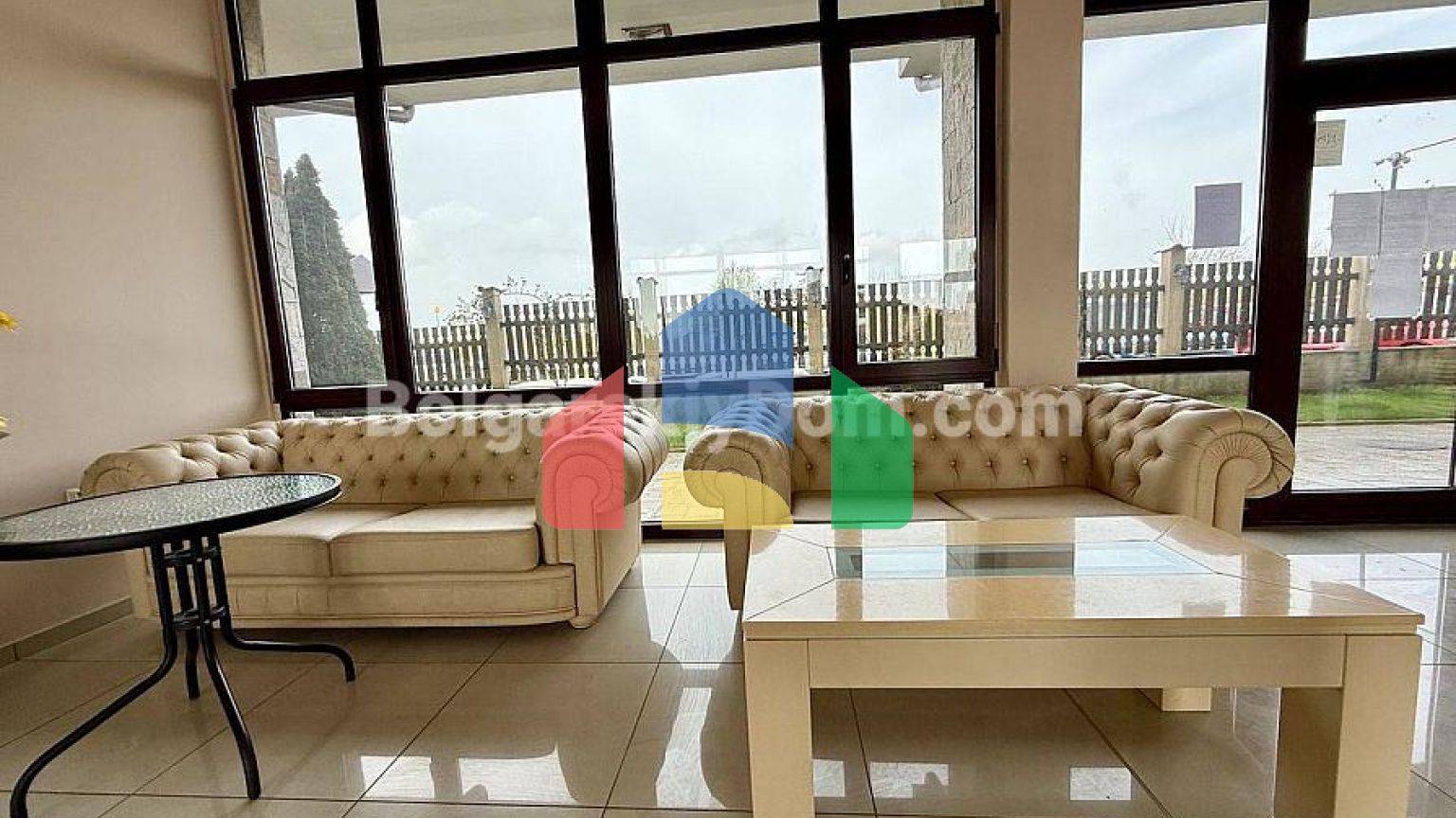 Двокімнатна квартира у Віяна