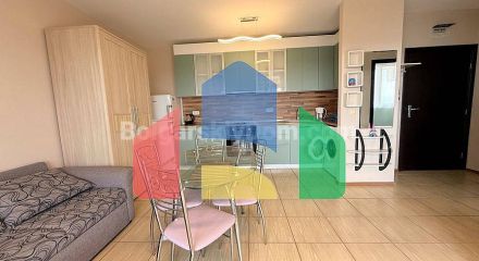 Двокімнатна квартира у Віяна